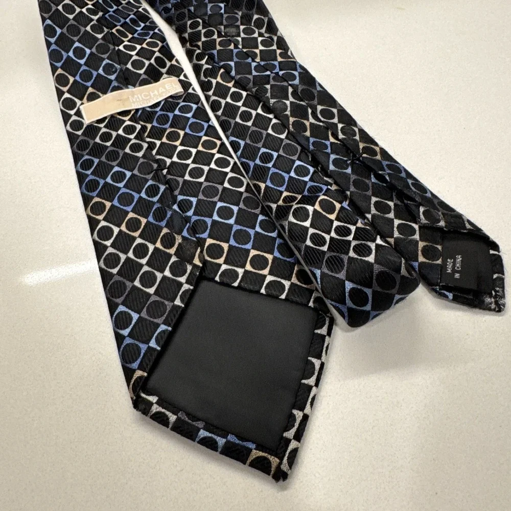 Michael Kors Tie Black Blue Geometric Necktie 100%‎ Silk Rockabilly Grunge Goth